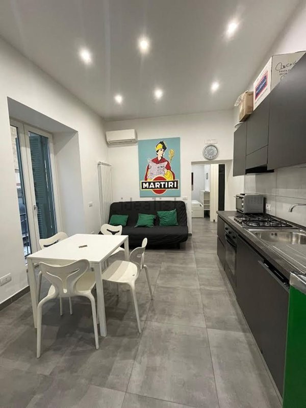 appartamento in vendita a Napoli in zona Pendino / San Giuseppe