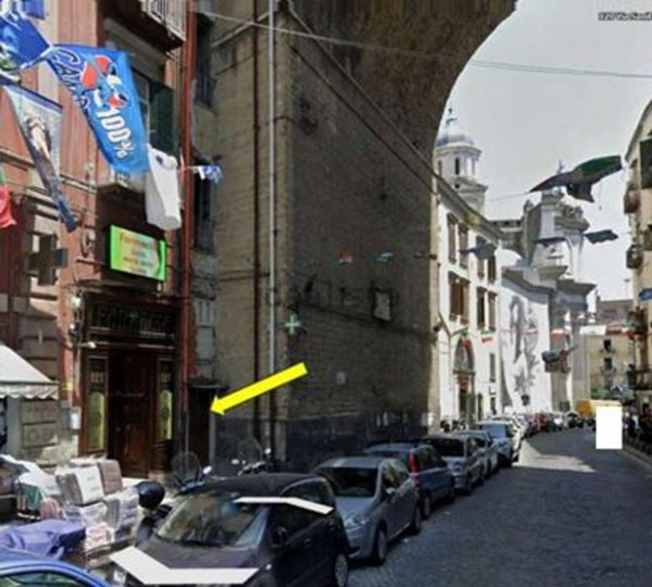 appartamento in vendita a Napoli in zona Stella