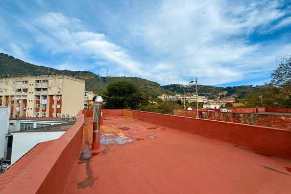 appartamento in vendita a Napoli in zona Soccavo