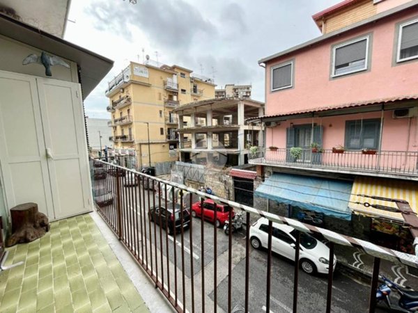 appartamento in vendita a Napoli in zona Piscinola