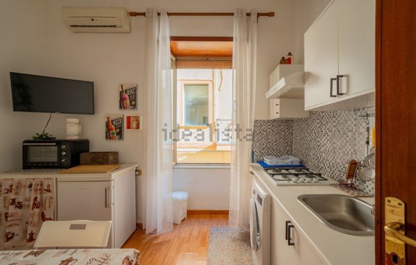 appartamento in vendita a Napoli in zona Posillipo