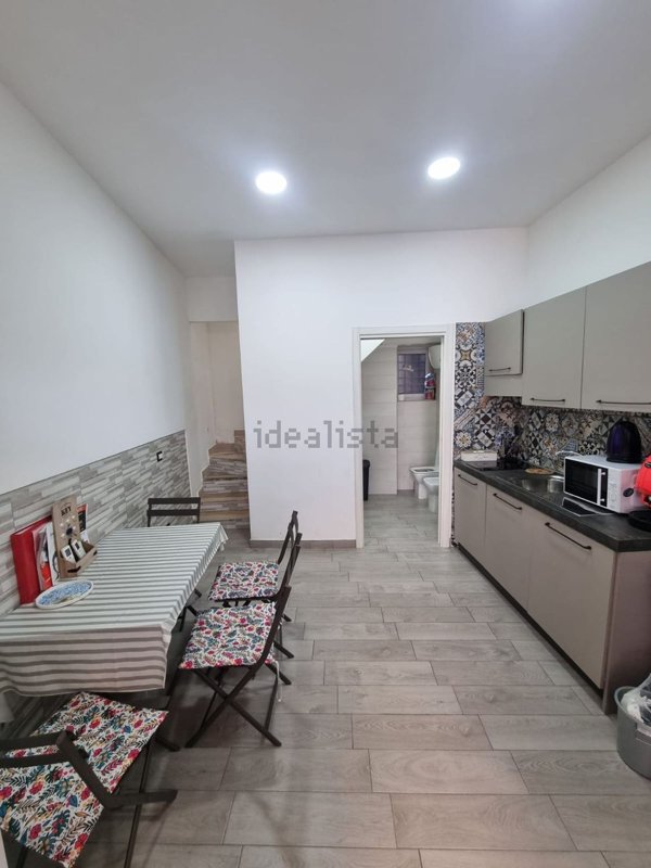 appartamento in vendita a Napoli in zona Barra