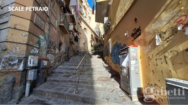 appartamento in vendita a Napoli in zona Vomero