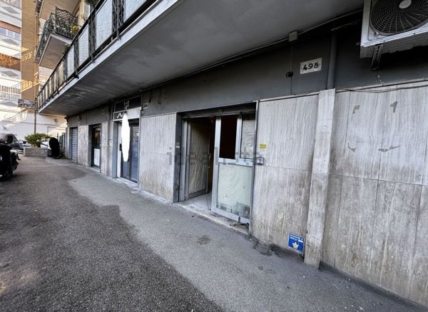 ufficio in vendita a Napoli in zona San Lorenzo