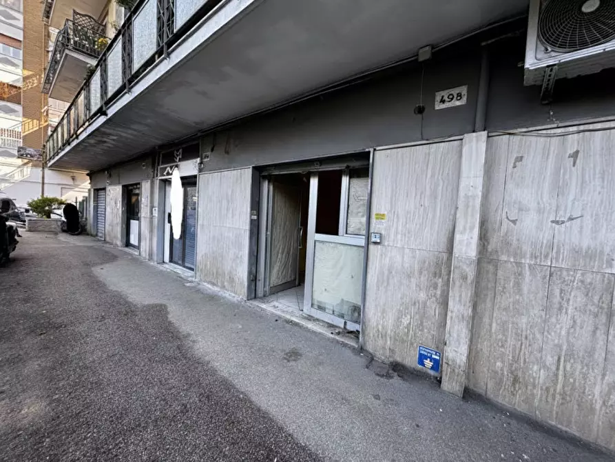 ufficio in vendita a Napoli in zona Camaldoli