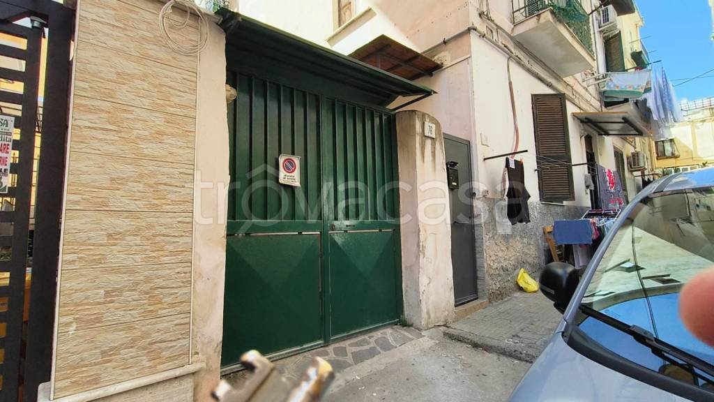 appartamento in vendita a Napoli in zona Bagnoli