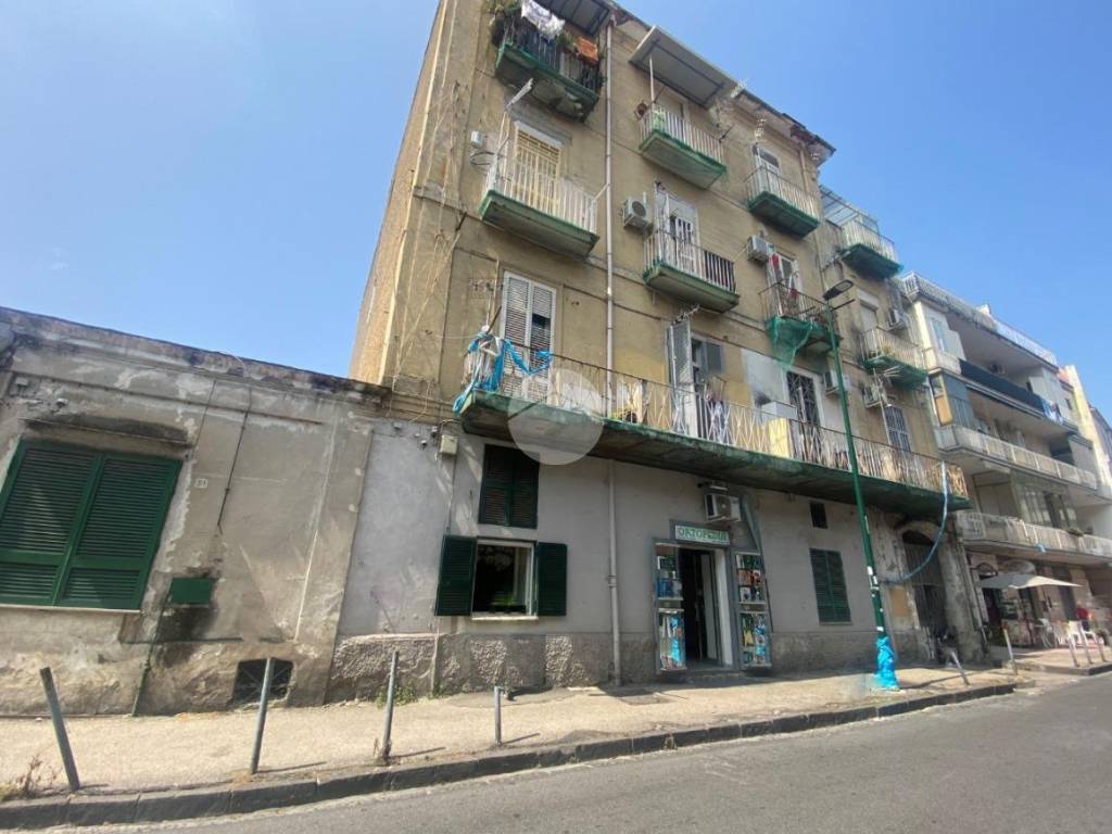 appartamento in vendita a Napoli in zona Soccavo