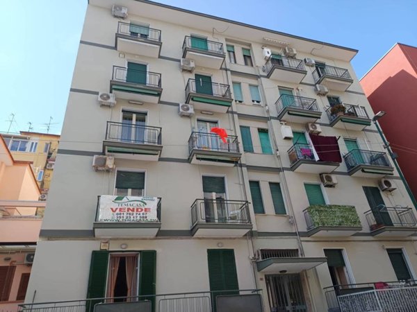 appartamento in vendita a Napoli in zona Fuorigrotta