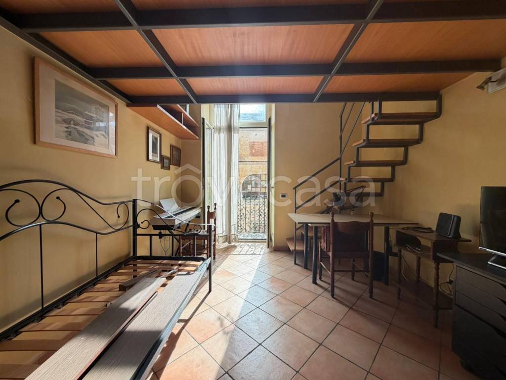 appartamento in vendita a Napoli in zona Mercato