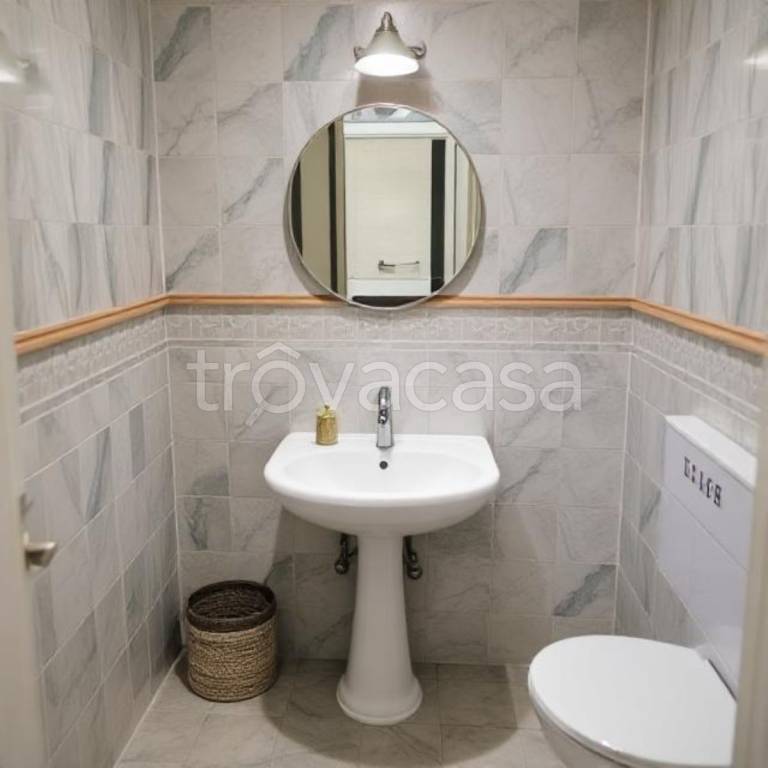 appartamento in vendita a Napoli in zona Pendino / San Giuseppe