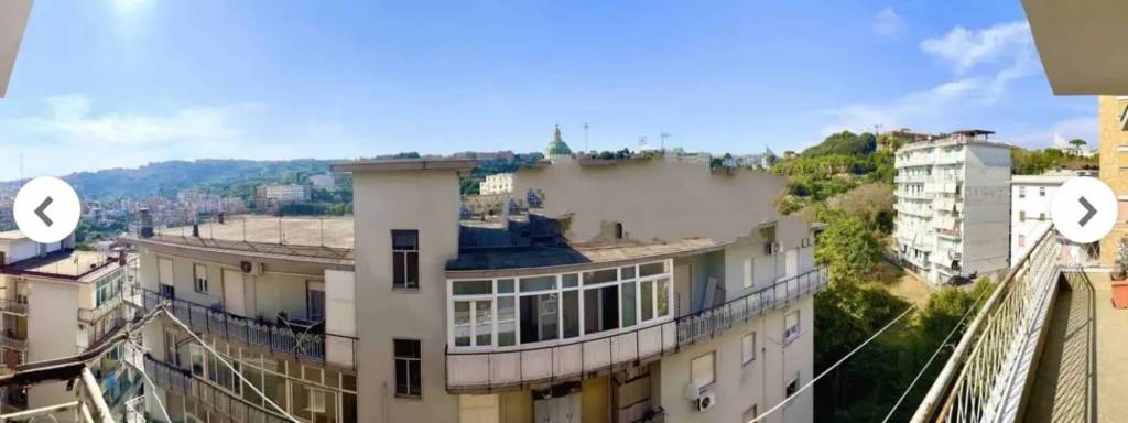 appartamento in vendita a Napoli in zona Stella