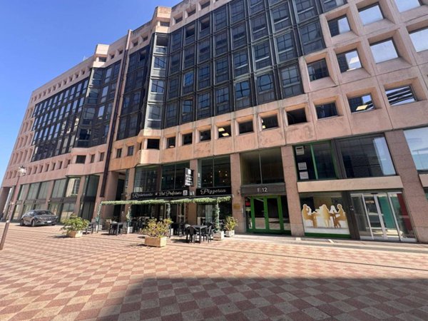 ufficio in vendita a Napoli in zona Zona Industriale-Ferrovia