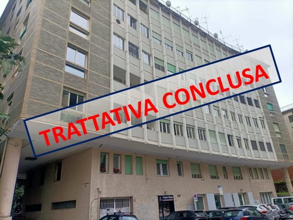 appartamento in vendita a Napoli in zona Chiaia