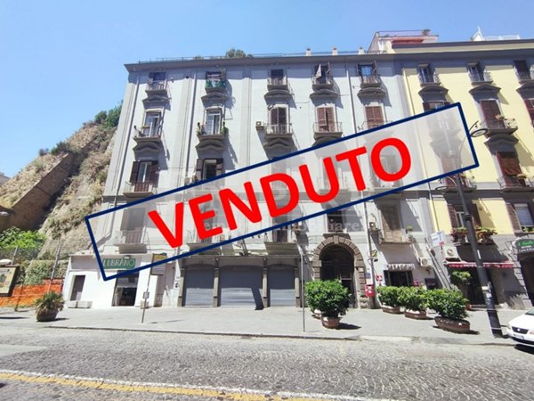 appartamento in vendita a Napoli in zona San Ferdinando