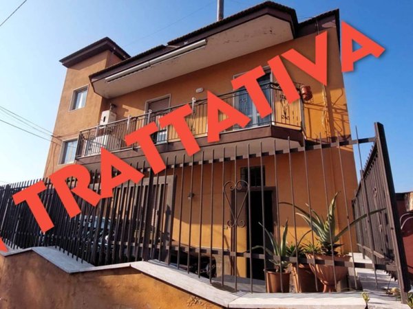 casa indipendente in vendita a Napoli in zona Ponticelli