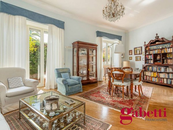 appartamento in vendita a Napoli in zona Vomero