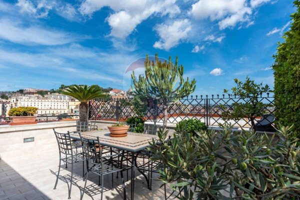 appartamento in vendita a Napoli