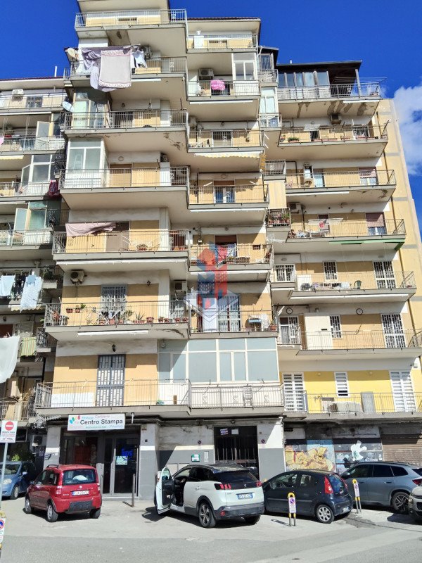 appartamento in vendita a Napoli in zona Pianura