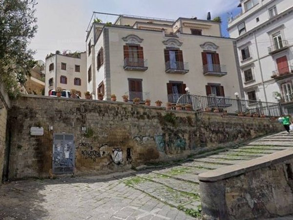appartamento in vendita a Napoli in zona Arenella