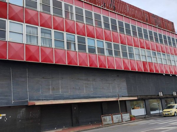 intera palazzina in vendita a Napoli in zona Barra