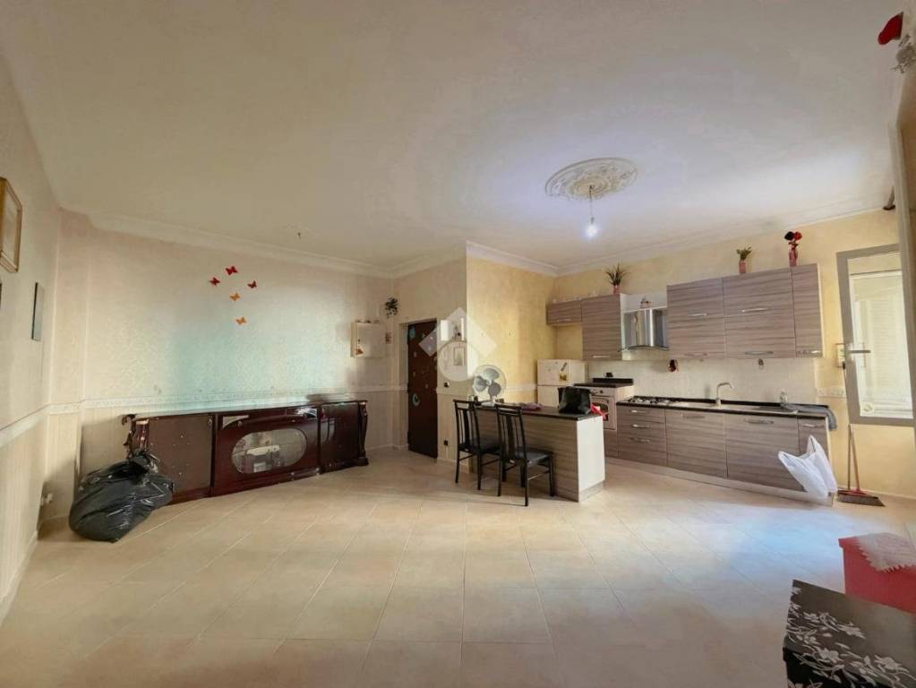 appartamento in vendita a Napoli in zona Secondigliano