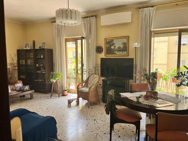 appartamento in vendita a Napoli in zona Arenella