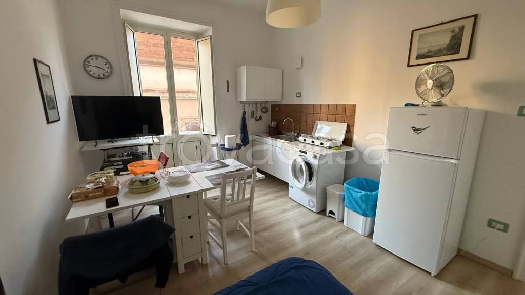 appartamento in vendita a Napoli in zona Bagnoli