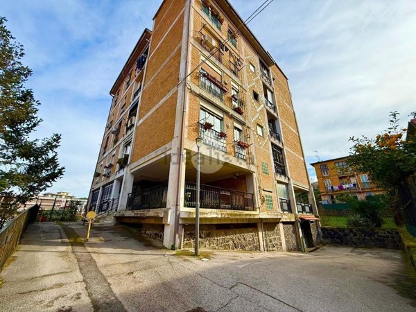 appartamento in vendita a Napoli in zona Soccavo