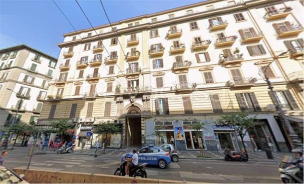 ufficio in vendita a Napoli in zona Pendino / San Giuseppe