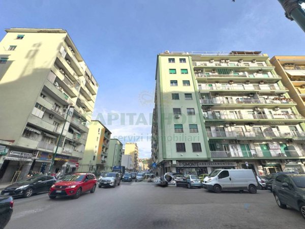 appartamento in vendita a Napoli in zona Fuorigrotta