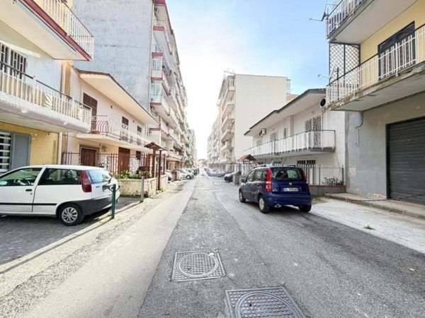appartamento in vendita a Napoli in zona Soccavo