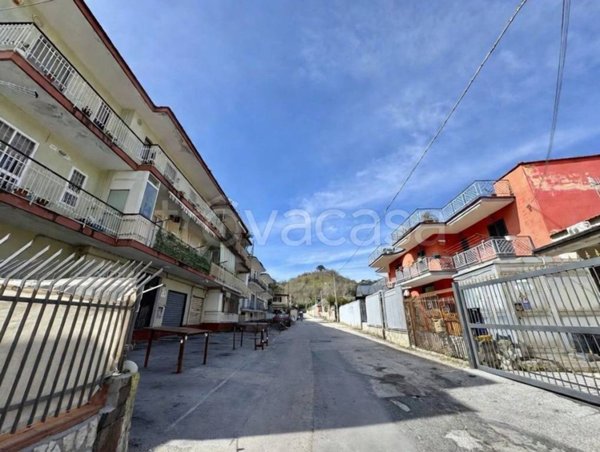 appartamento in vendita a Napoli in zona Pianura