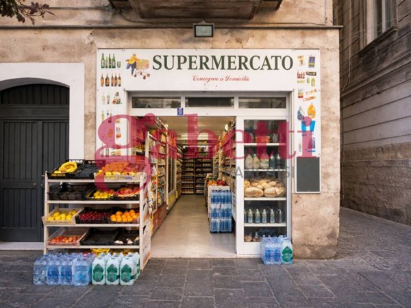negozio in vendita a Napoli