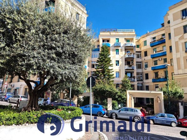 appartamento in vendita a Napoli in zona Arenella