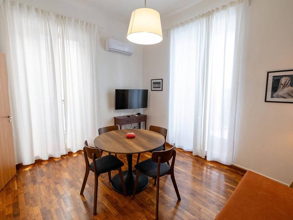 appartamento in vendita a Napoli in zona Montecalvario