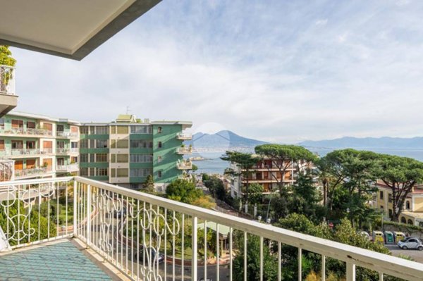 appartamento in vendita a Napoli in zona Posillipo