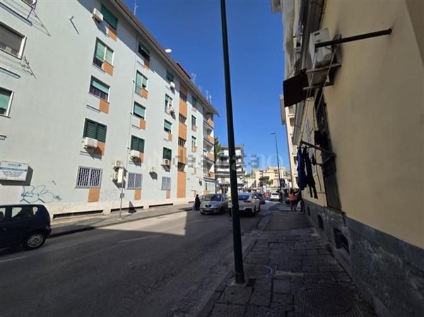 appartamento in vendita a Napoli in zona Fuorigrotta