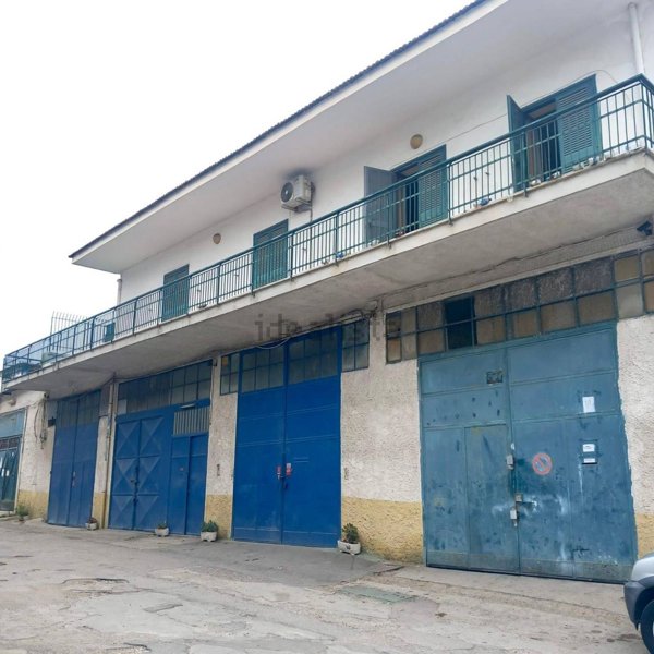 appartamento in vendita a Napoli in zona Secondigliano