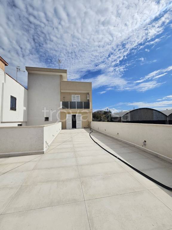 appartamento in vendita a Napoli in zona Bagnoli