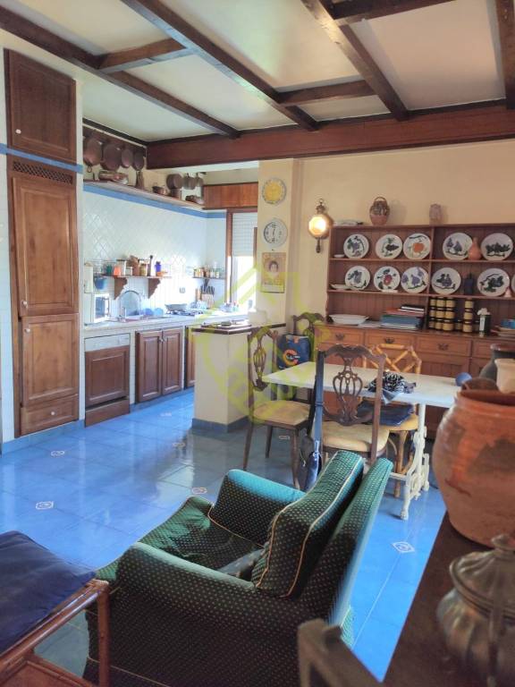 appartamento in vendita a Napoli in zona Capodimonte / Colli Aminei