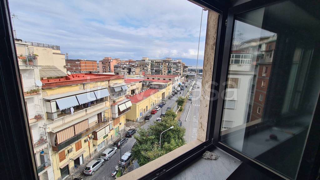 ufficio in vendita a Napoli in zona Pendino / San Giuseppe