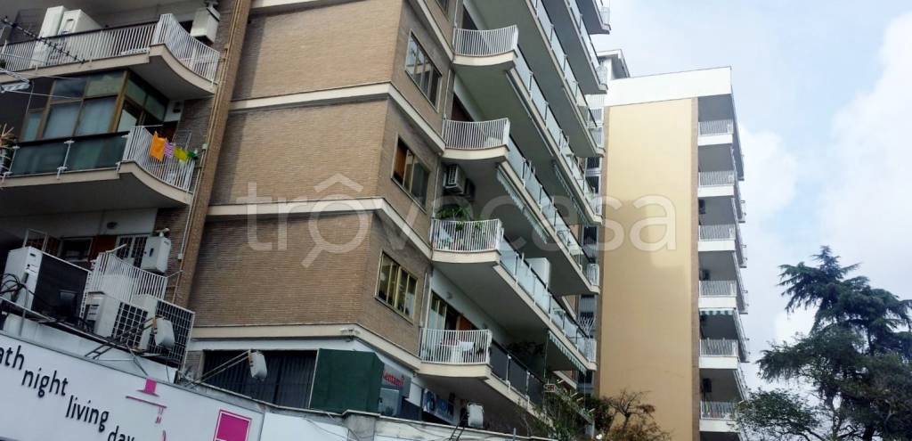 appartamento in vendita a Napoli in zona Fuorigrotta