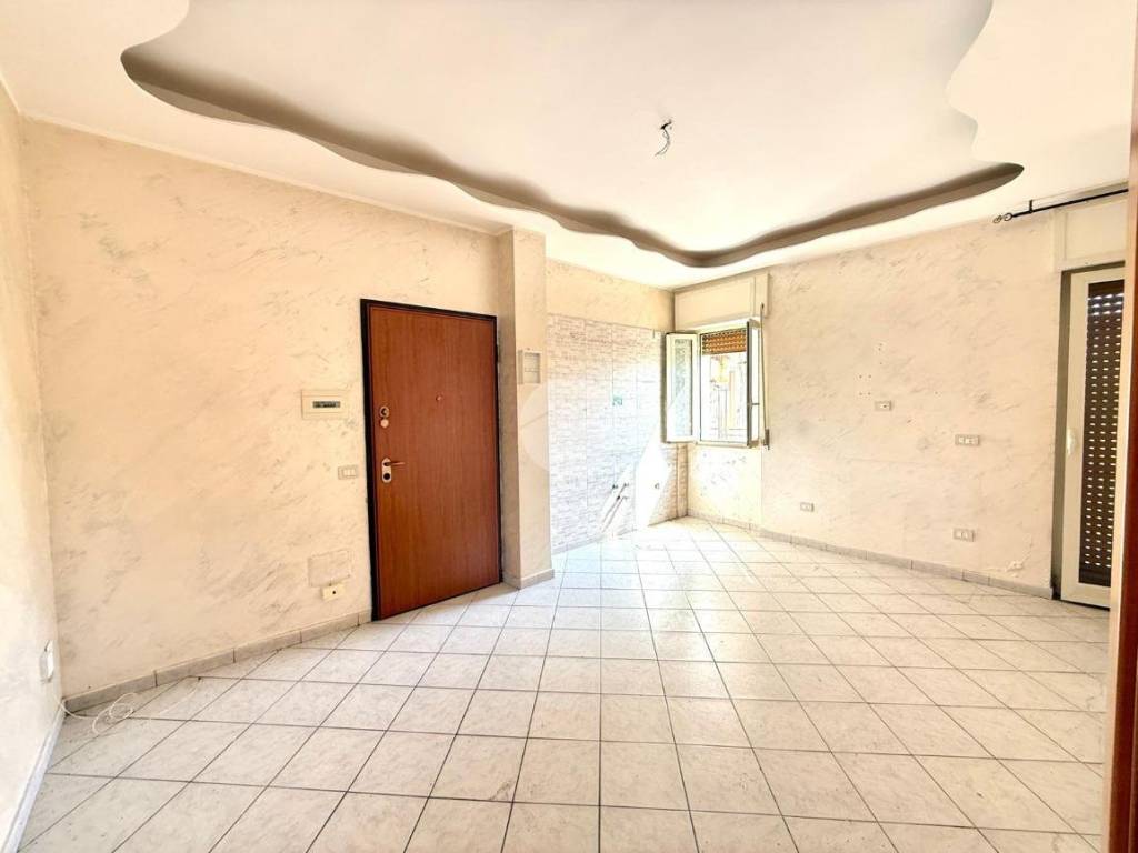 appartamento in vendita a Napoli in zona Secondigliano