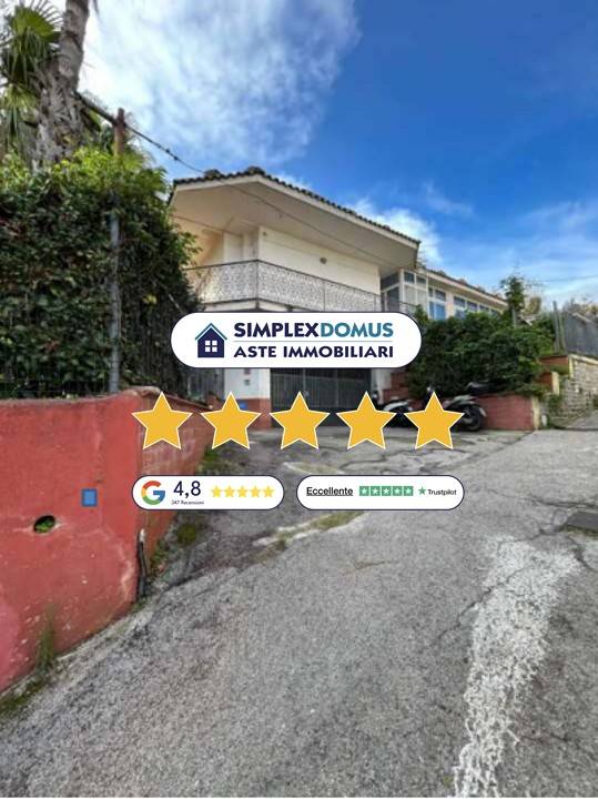 casa indipendente in vendita a Napoli in zona Fuorigrotta
