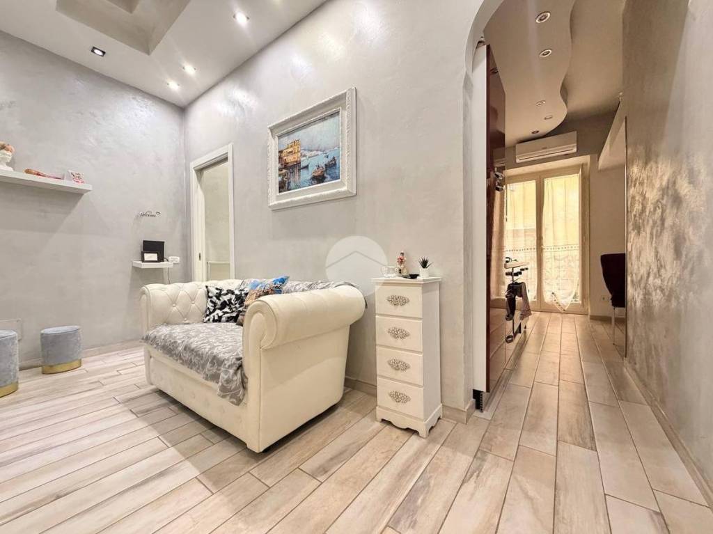 appartamento in vendita a Napoli