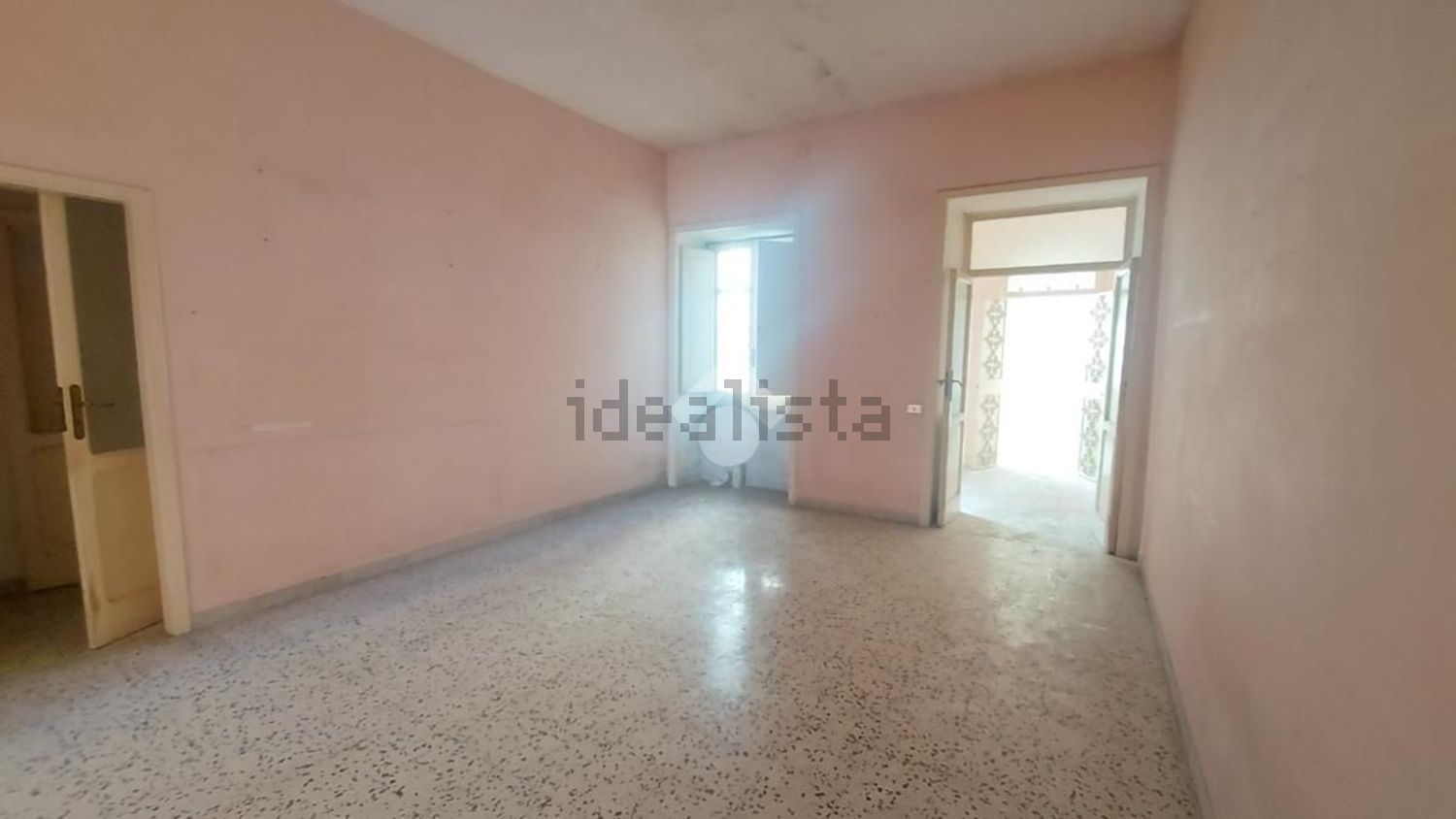 appartamento in vendita a Napoli in zona Ponticelli