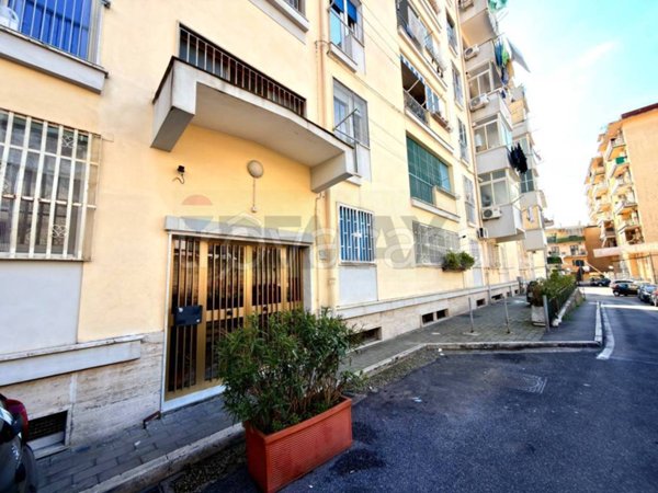 appartamento in vendita a Napoli in zona Capodimonte / Colli Aminei