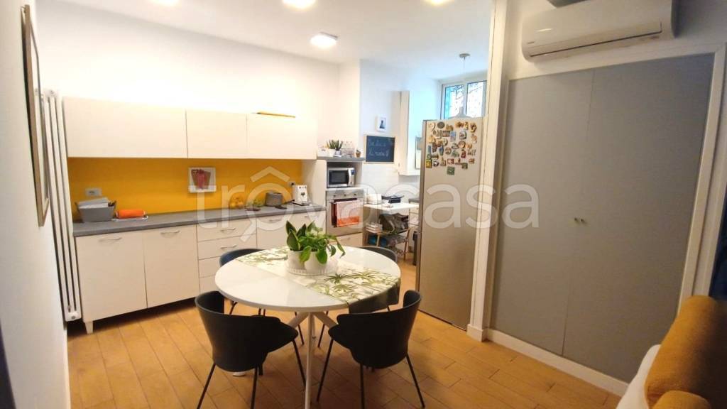 appartamento in vendita a Napoli in zona Posillipo