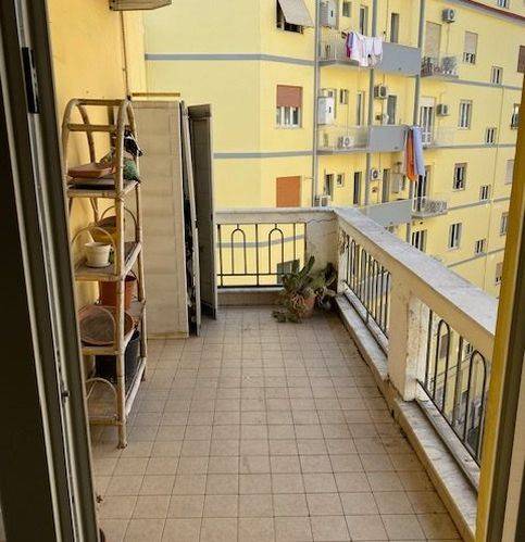 appartamento in vendita a Napoli in zona Arenella