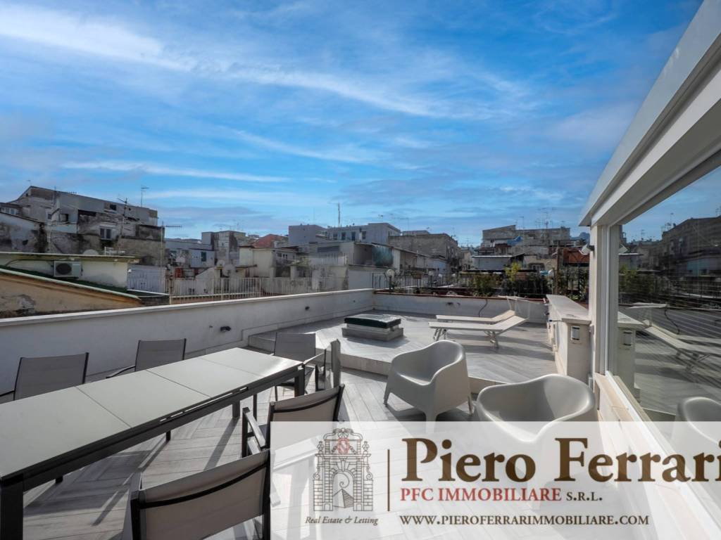 appartamento in vendita a Napoli